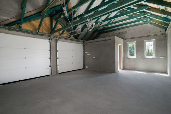 Cost of Garage Floor Concrete Repair in Red Oak
