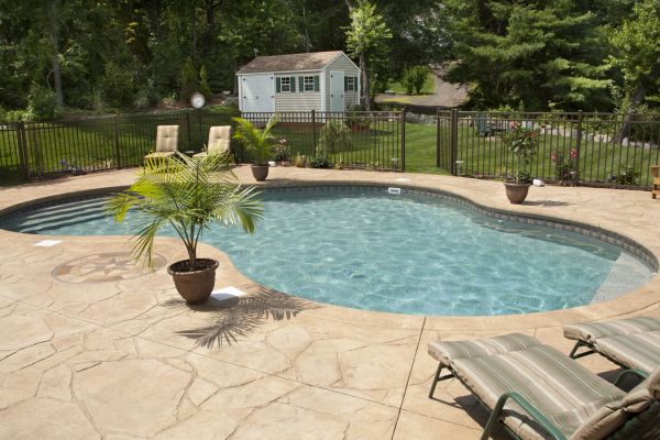 Cost of Pool Deck Resurfacing in Red Oak