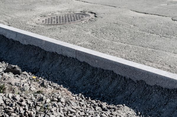 Cost of Sidewalk Curbing Repair in Red Oak